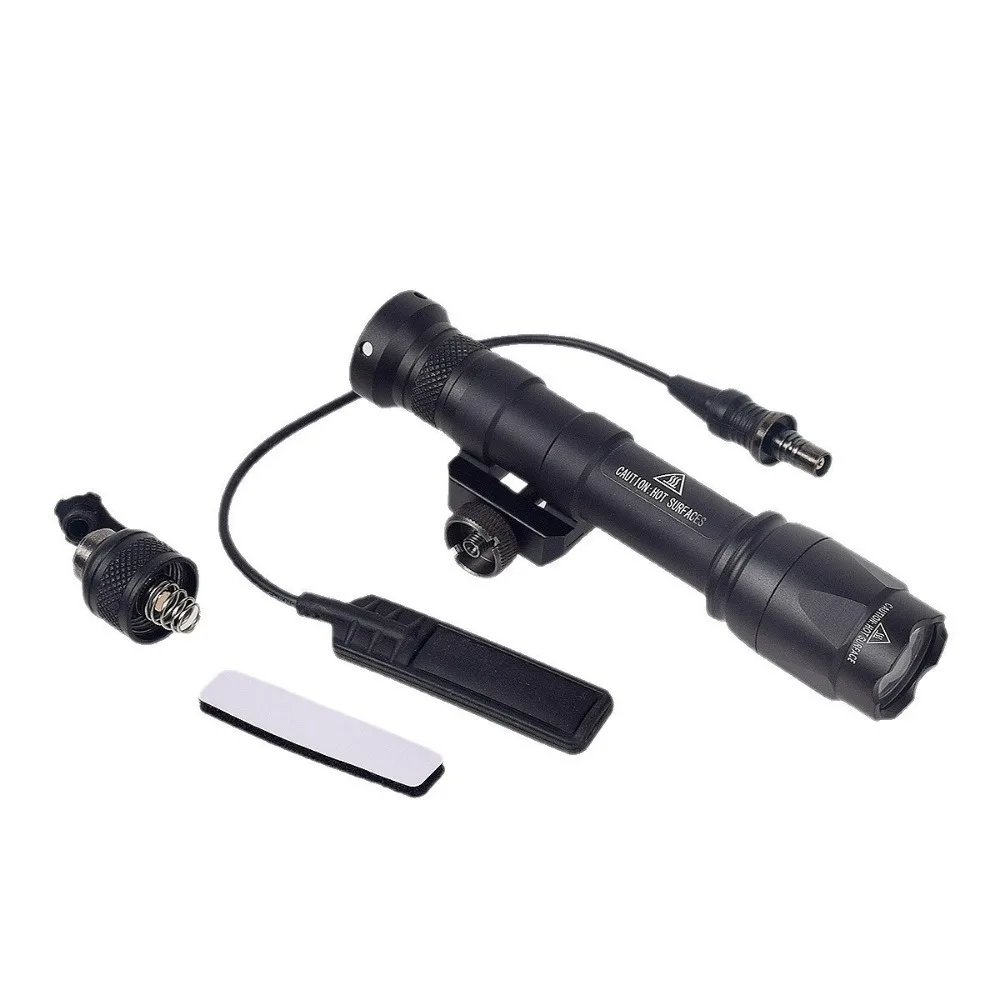 التكتيكية مصباح ليد جيب M600C  - مراجعة Outdoor Hunting Toys وسعره